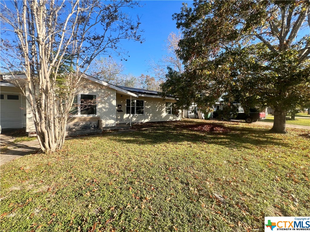 3508 Meadowlane Street Property Photo