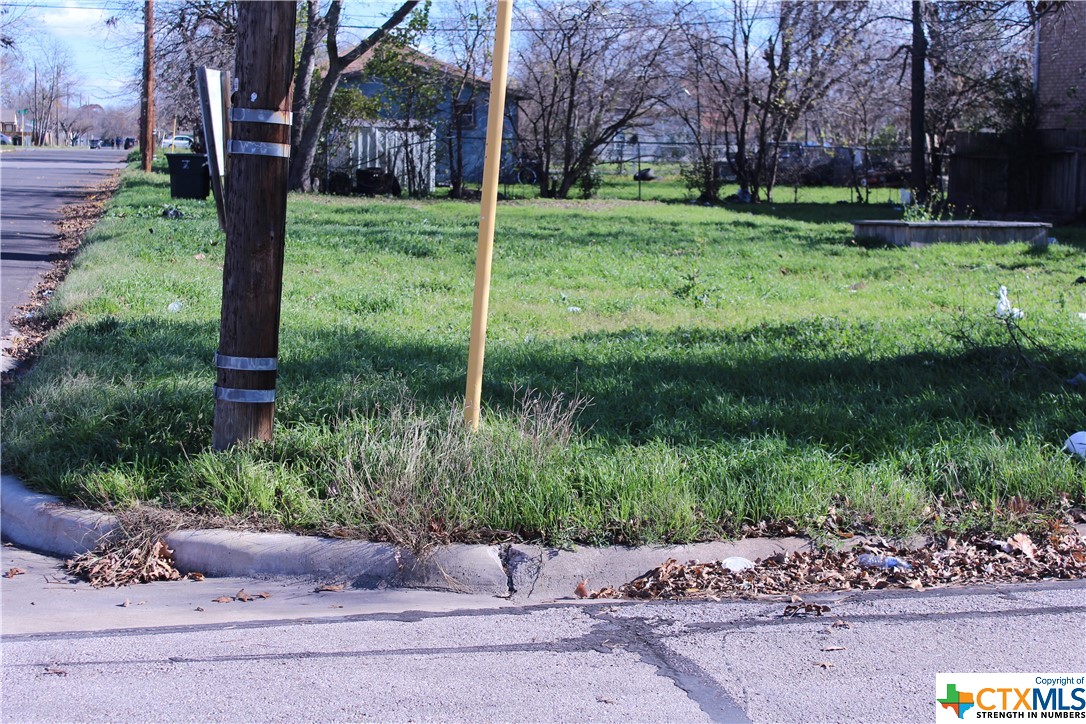 606 Atkinson Avenue Property Photo 1
