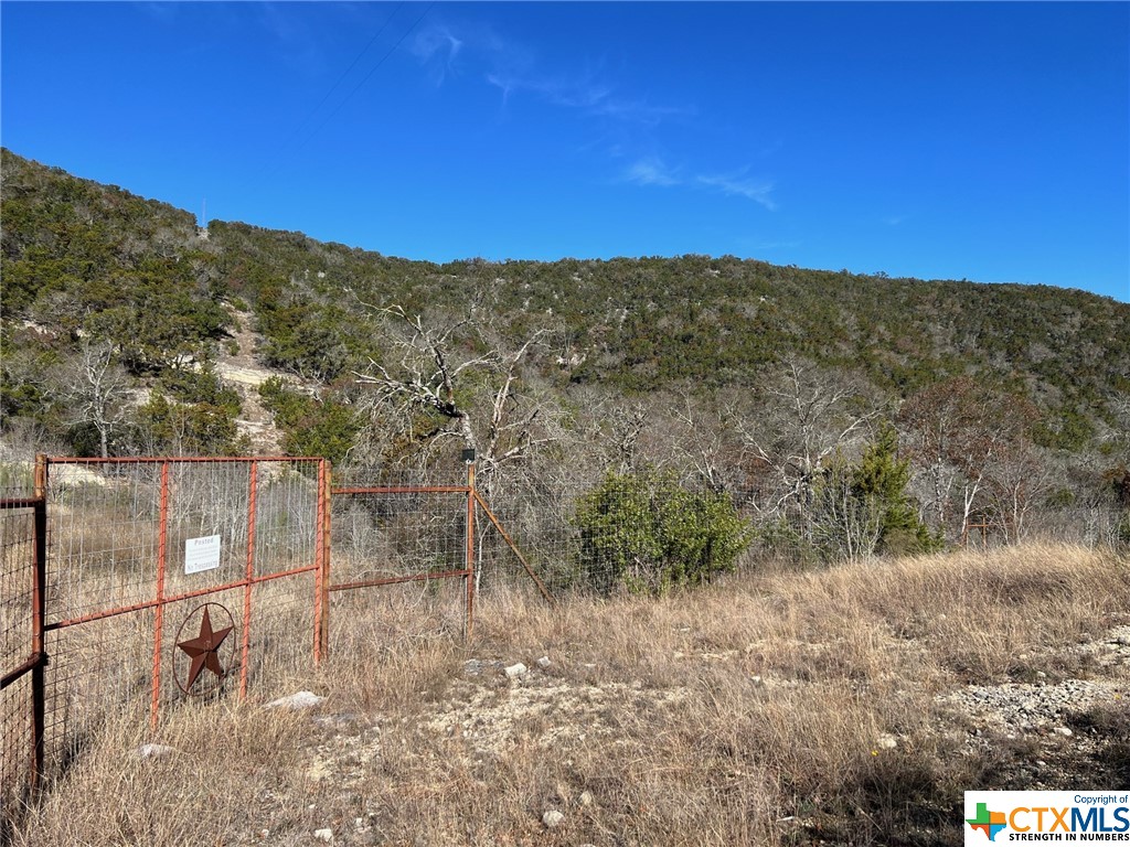 696 Chili Canyon Road Property Photo 3