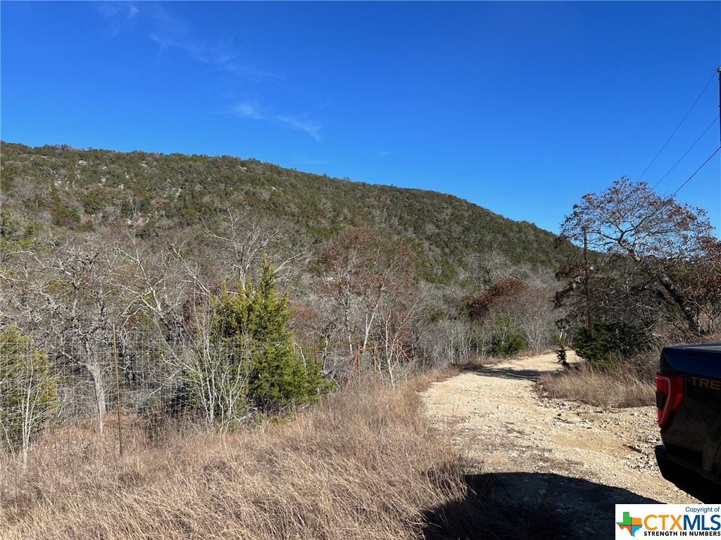 696 Chili Canyon Road Property Photo 7