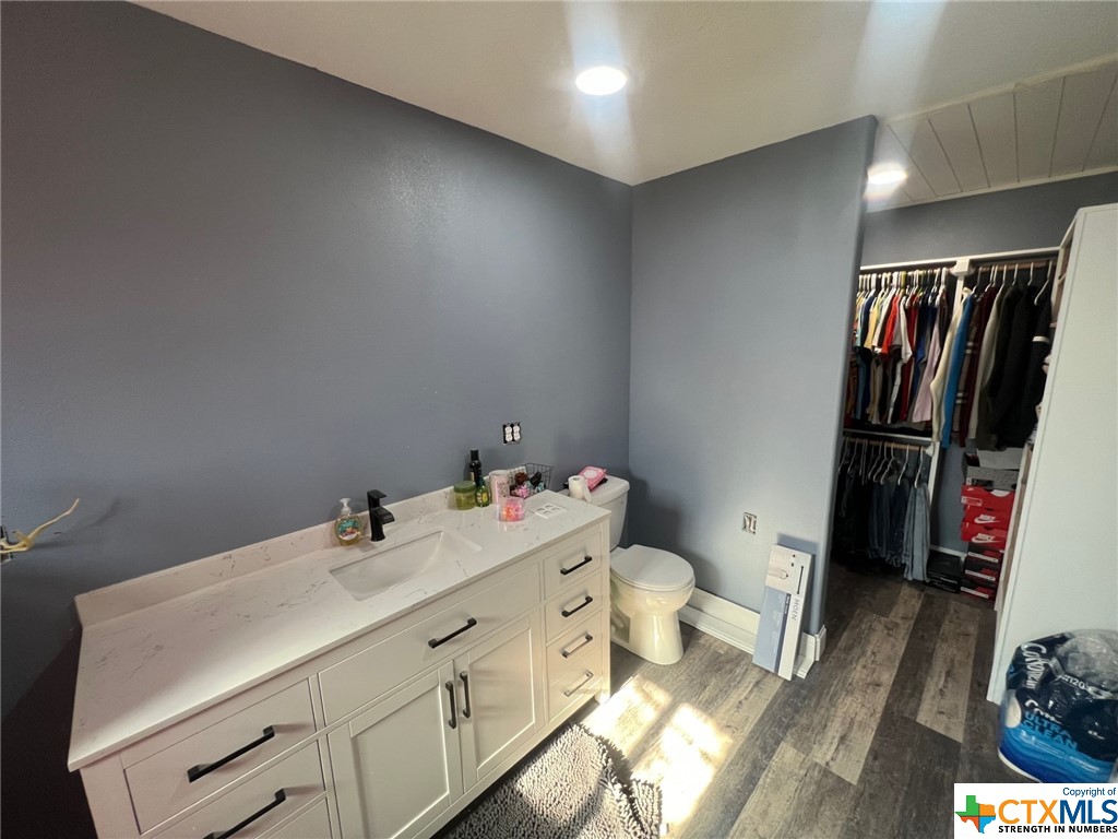 217 Burt Street Property Photo 15