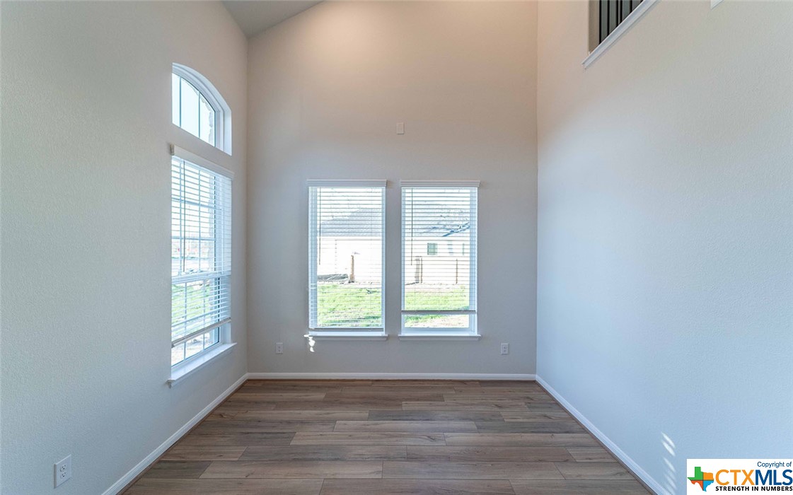 104 Avonlea Court Property Photo 2