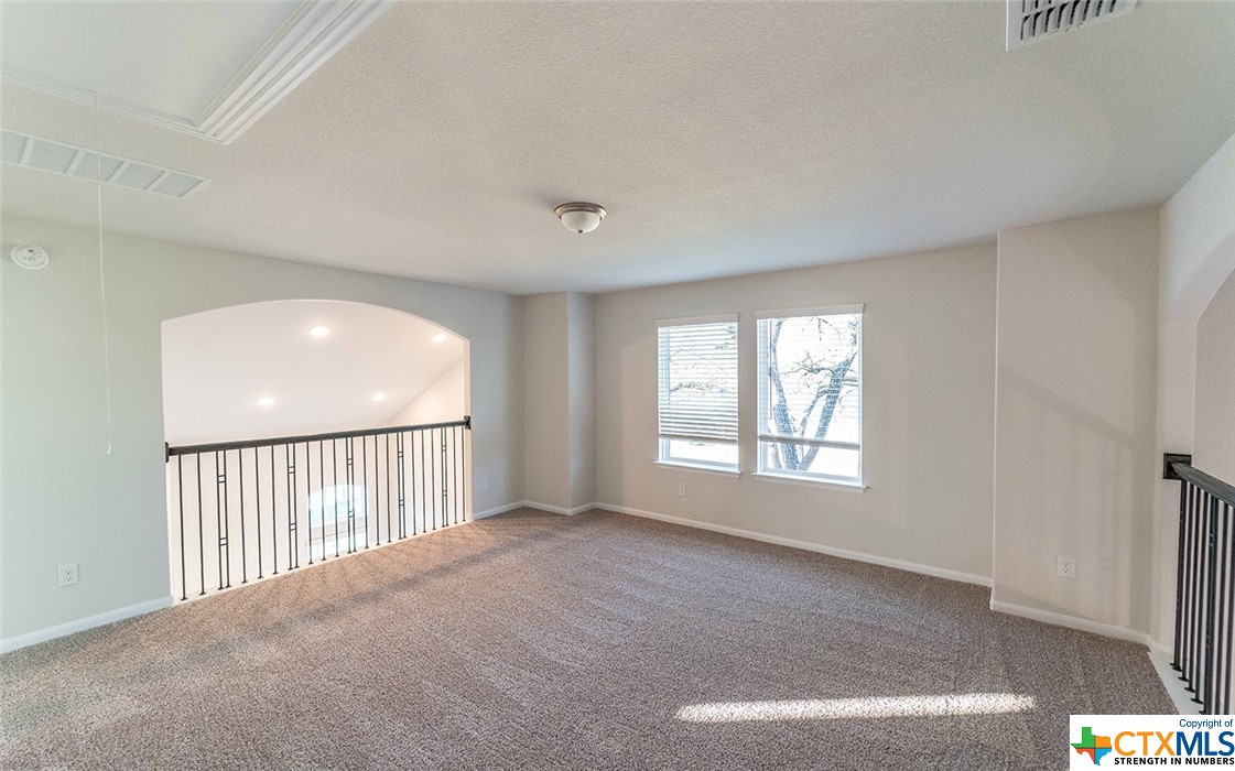 104 Avonlea Court Property Photo 10