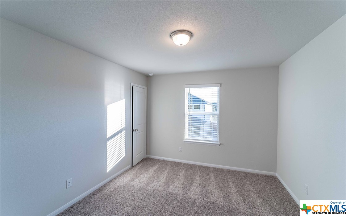 104 Avonlea Court Property Photo 13