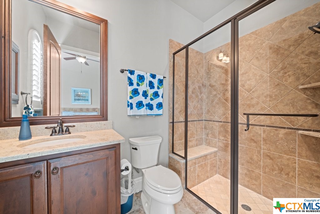 538 Oak Shores Drive Property Photo 39