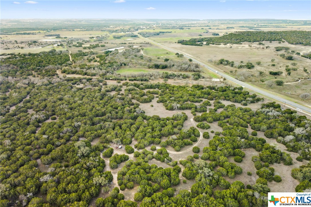 S Hwy 281 Property Photo 3