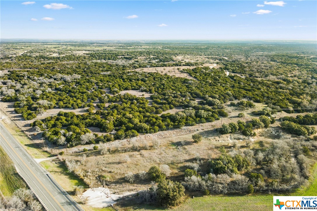 S Hwy 281 Property Photo 5