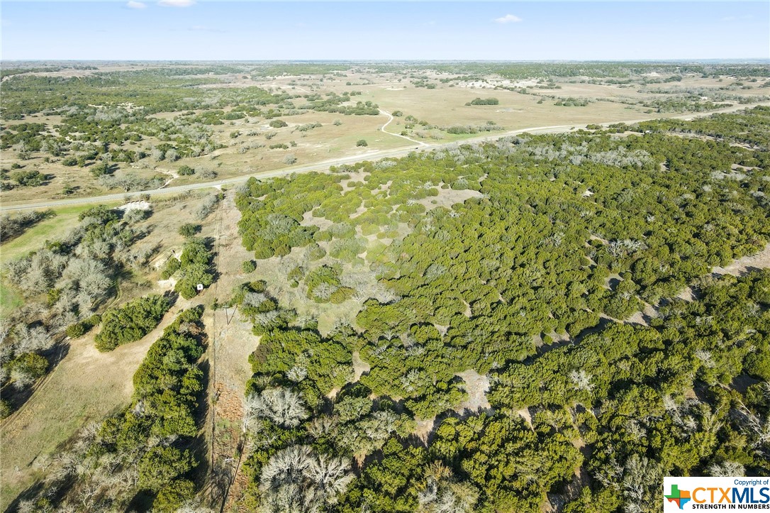 S Hwy 281 Property Photo 7
