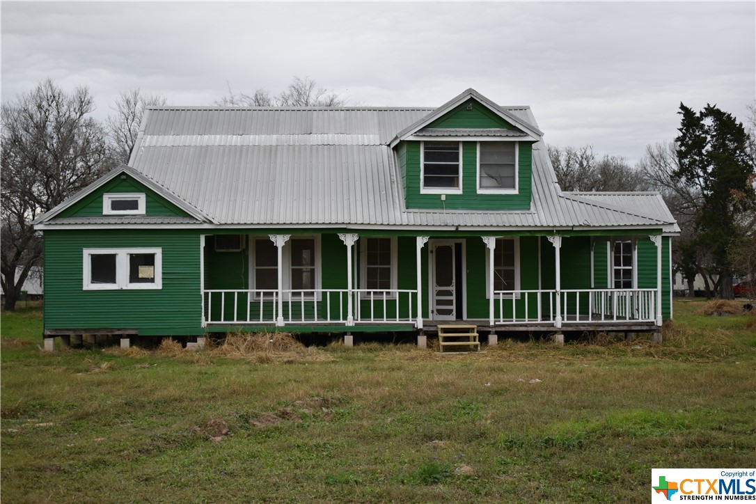 714 Bridge Street Property Photo 1