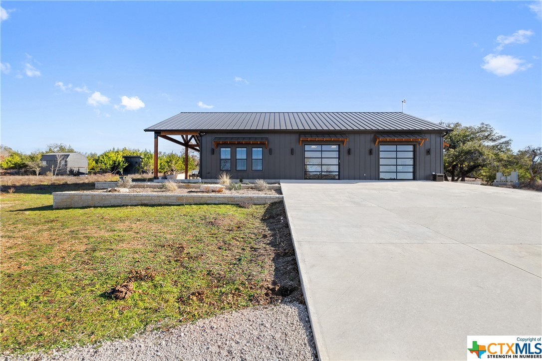 780 Skyline Drive Property Photo 11