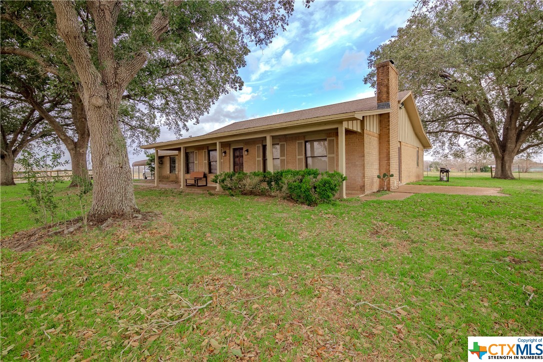 711 Love Road Property Photo 1