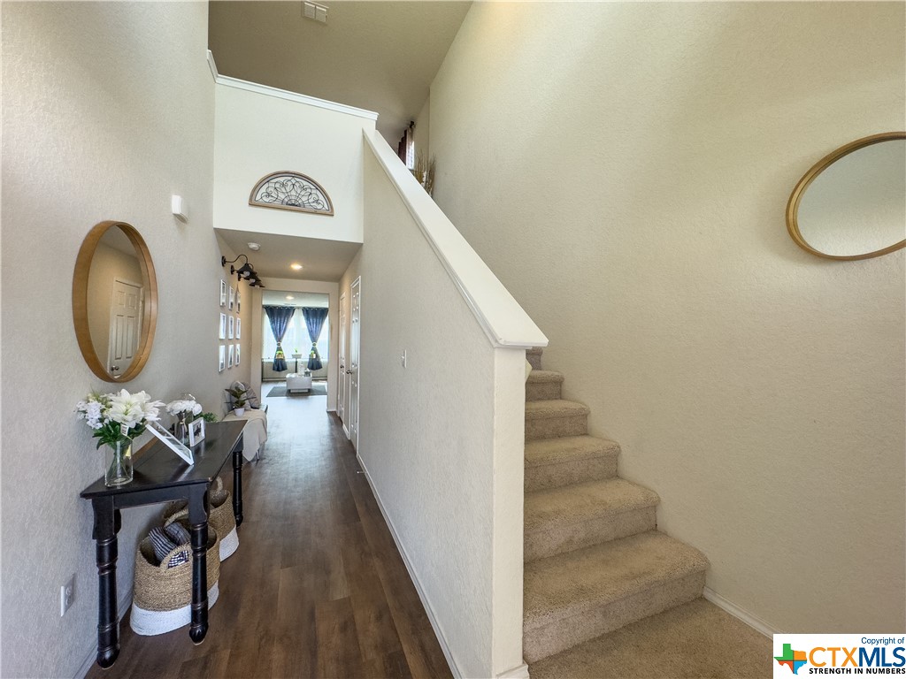 4150 Lily Glade Lane Property Photo 2
