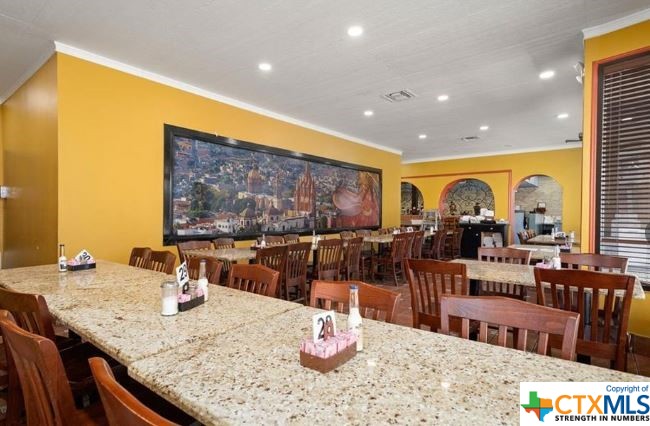 401 Lott Street Property Photo 13