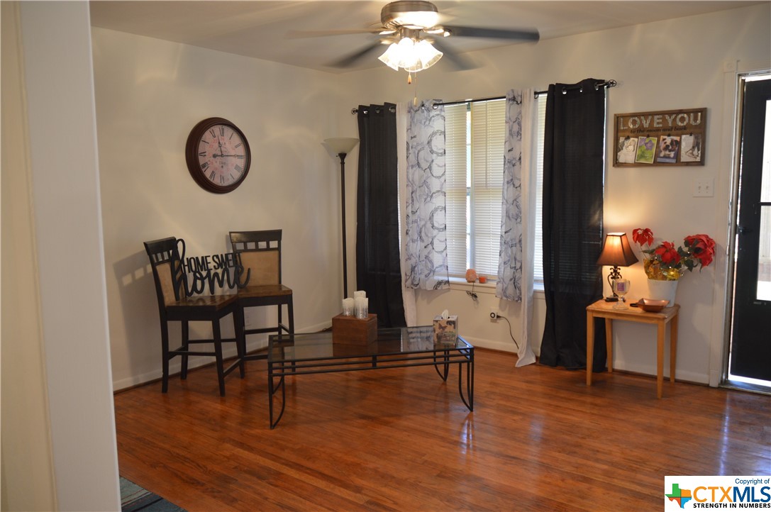 1324 Rose Avenue Property Photo 3