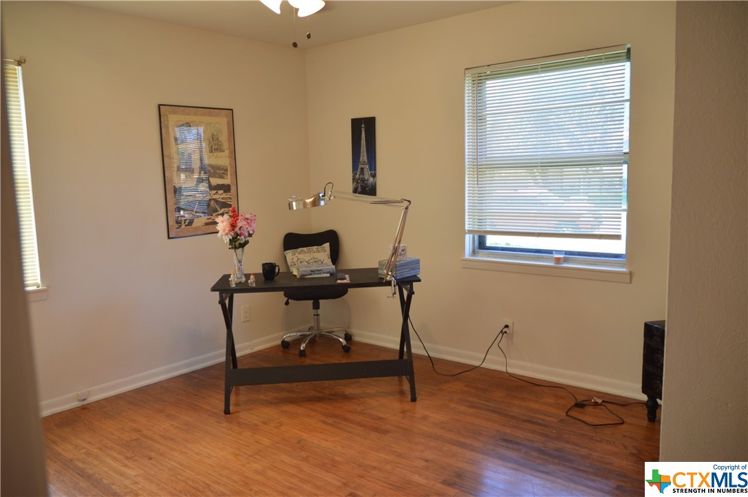 1324 Rose Avenue Property Photo 9