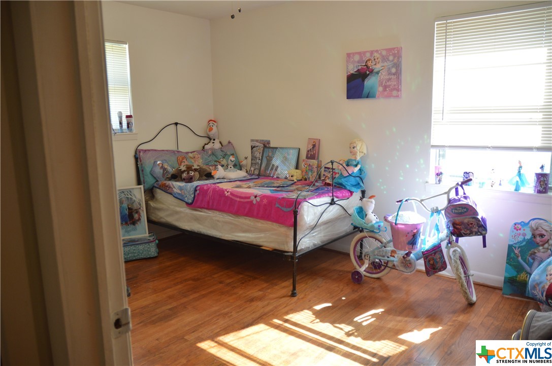 1324 Rose Avenue Property Photo 10