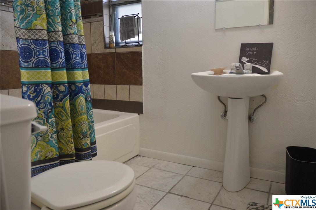 1324 Rose Avenue Property Photo 16