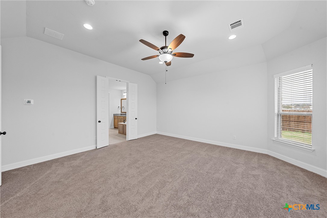 2711 Cibolo Creek Drive Property Photo 10