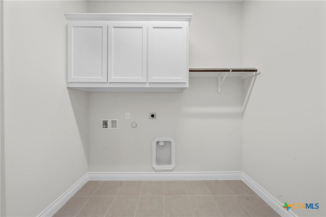 6402 Waggoner Court Property Photo 12