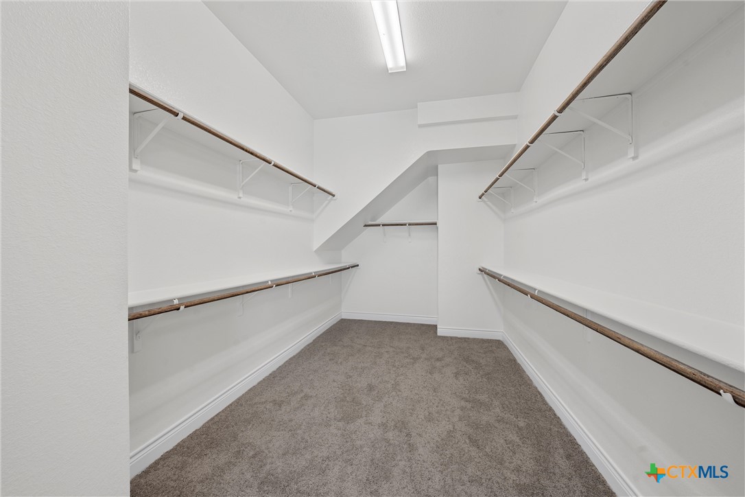 6402 Waggoner Court Property Photo 18