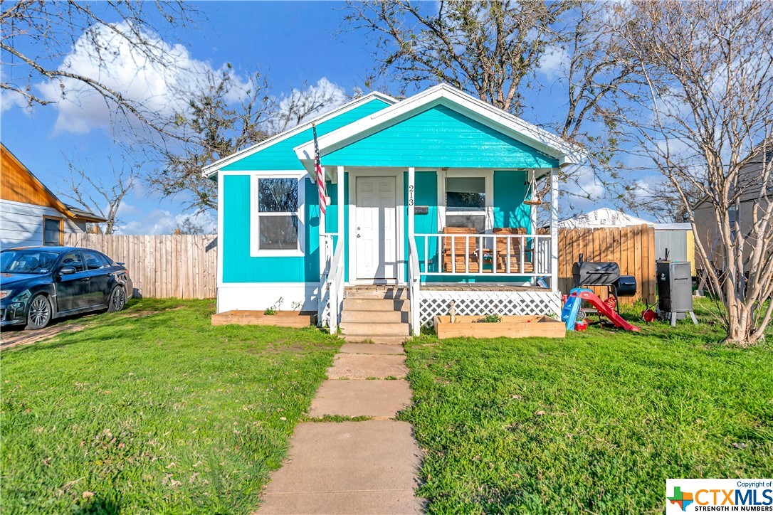 213 Spindletop Street Property Photo