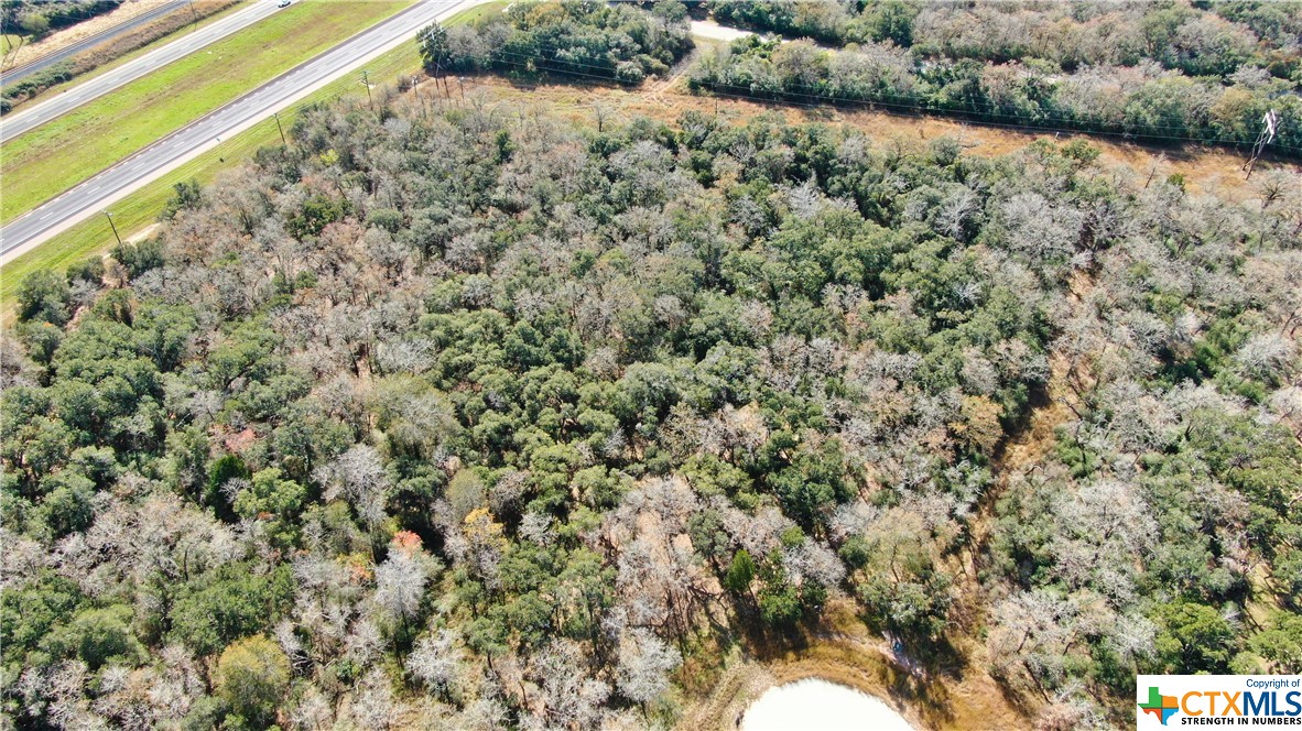 201 Post Oak Road Property Photo 4
