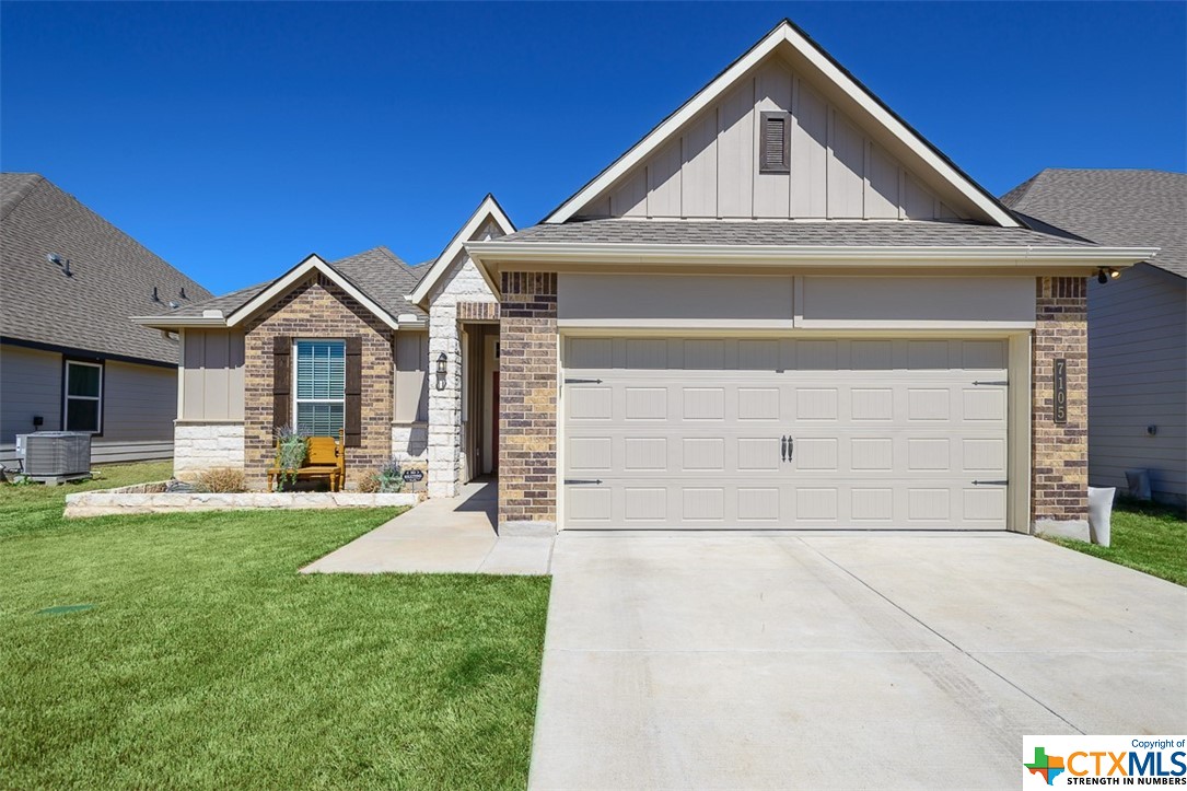7105 Mcgregor Loop Property Photo 1