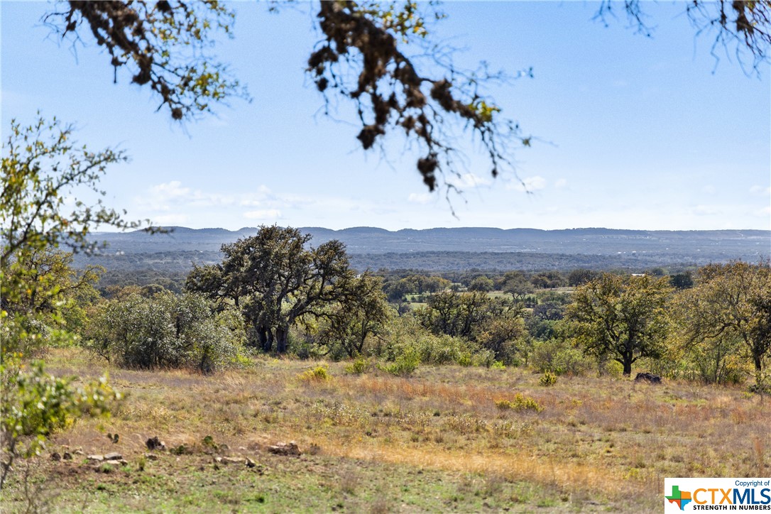 716 Summit Ridge Trail Property Photo 2