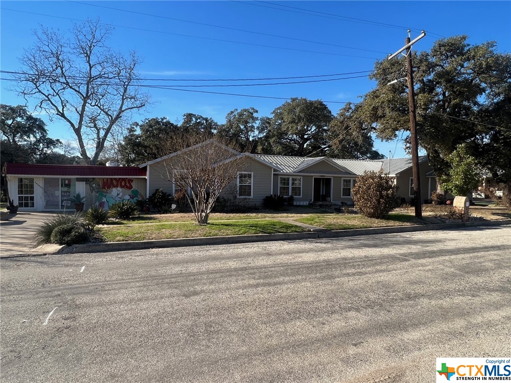 402 Dunn Street Property Photo 41