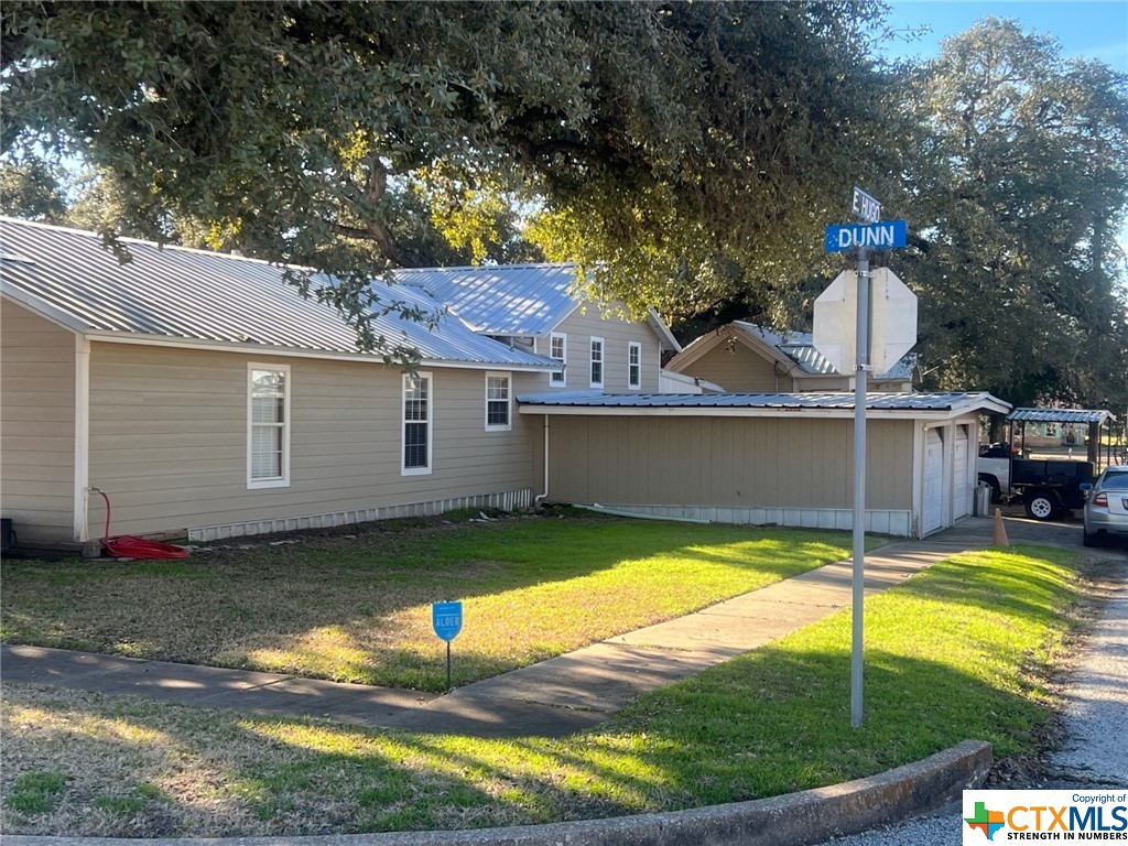 402 Dunn Street Property Photo 45