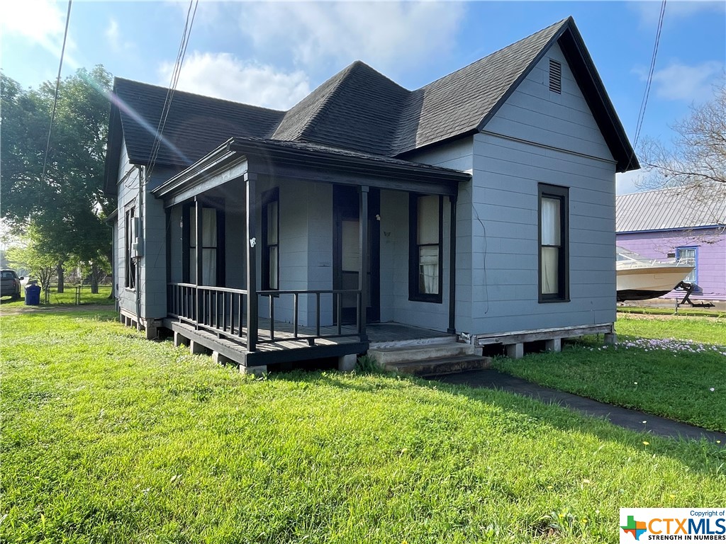 315 Davis Avenue Property Photo 1
