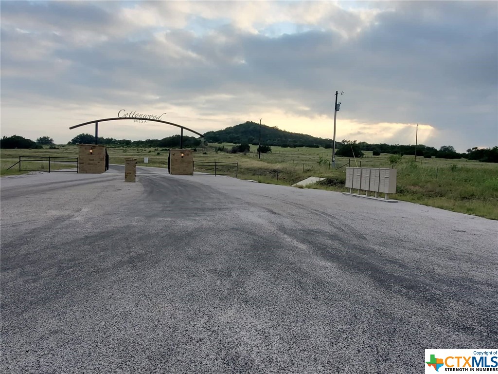 Lot 9 Cottonwood Mesa Drive Property Photo 3
