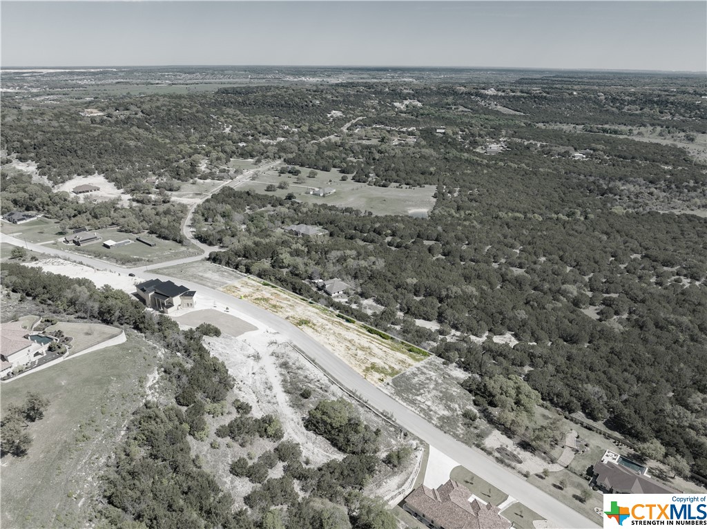 3506 Shoreline Drive Property Photo 5