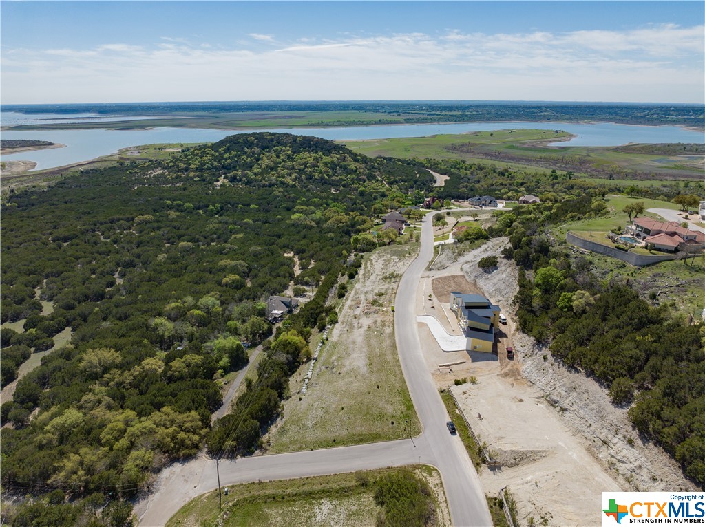 3506 Shoreline Drive Property Photo 10