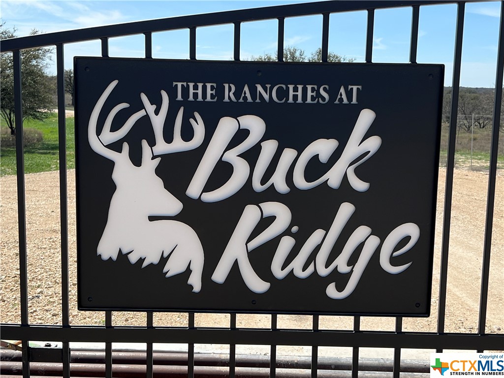 2575 Buck Ridge Dr Property Photo