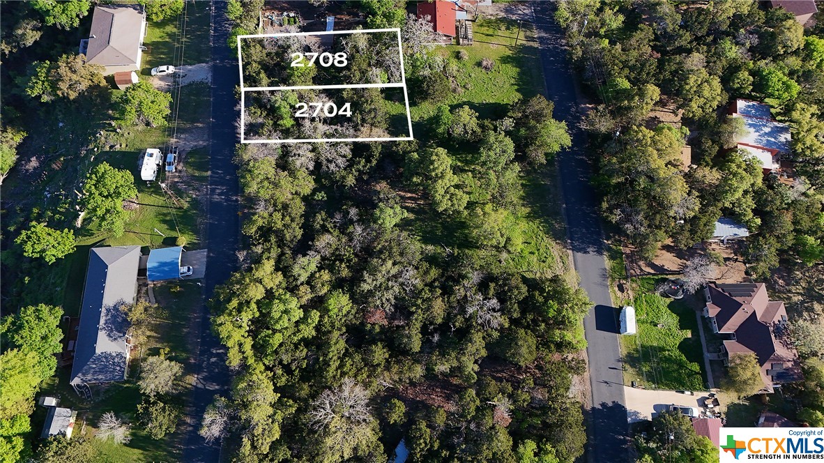 2704 And 2708 Vista Trail Property Photo 3