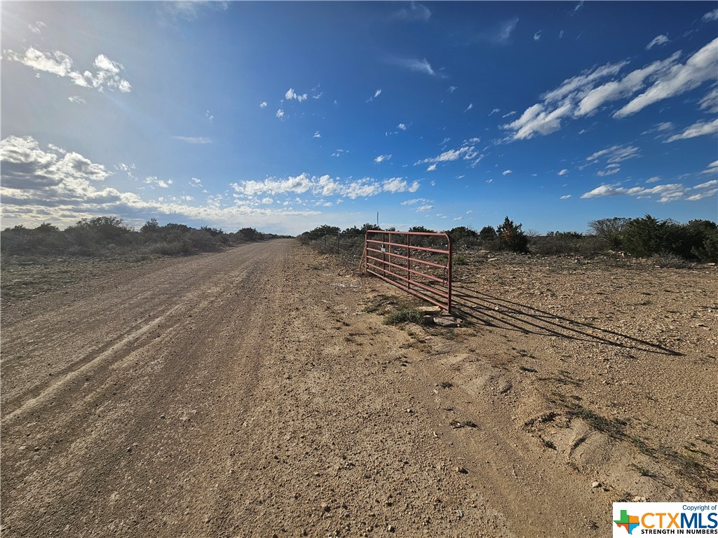 000 Ward Ranch Rd Property Photo 6