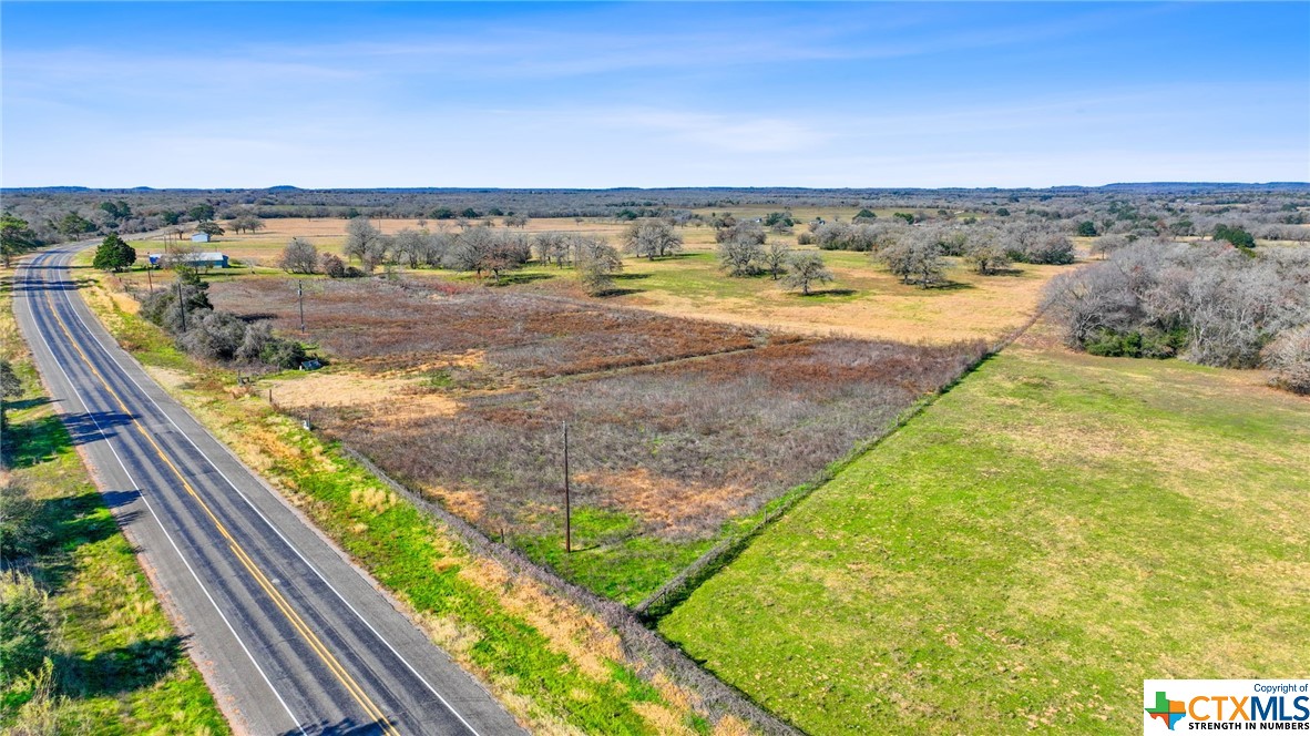 10996 Us Highway 90 Property Photo 2