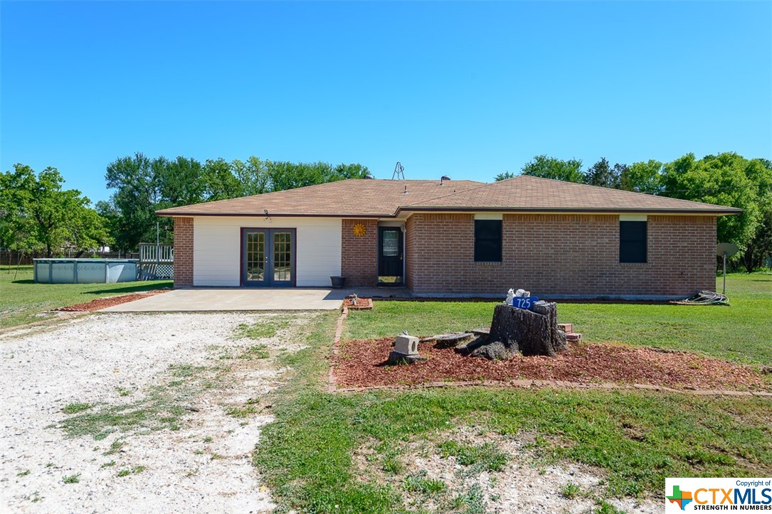 725 Cr 3081 Property Photo 1