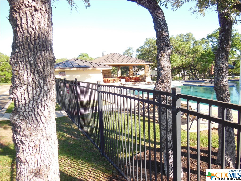 5728 Copper Forest Property Photo 9