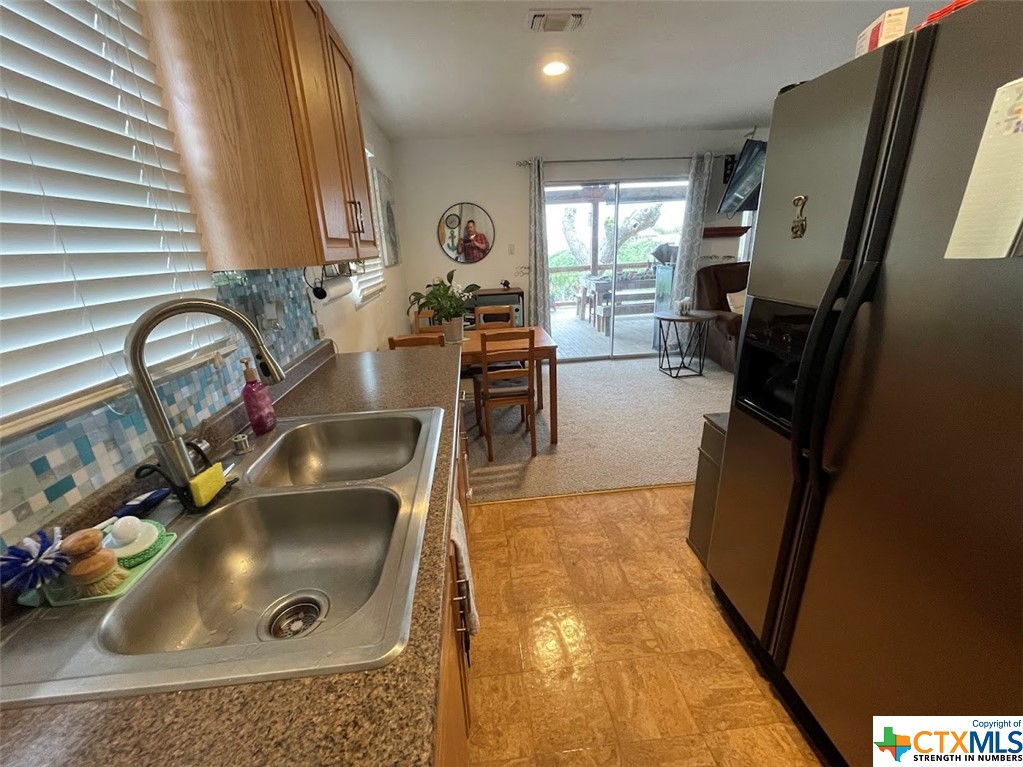 1225 Riviera Drive Property Photo 11