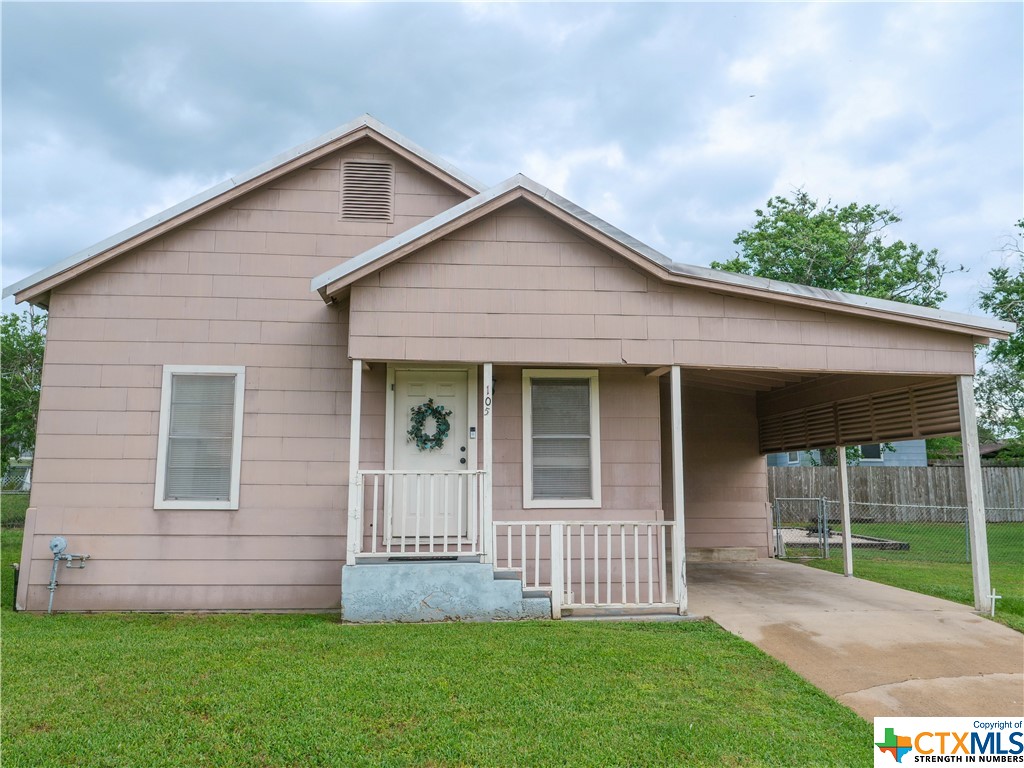 105 Lackey Street Property Photo 1