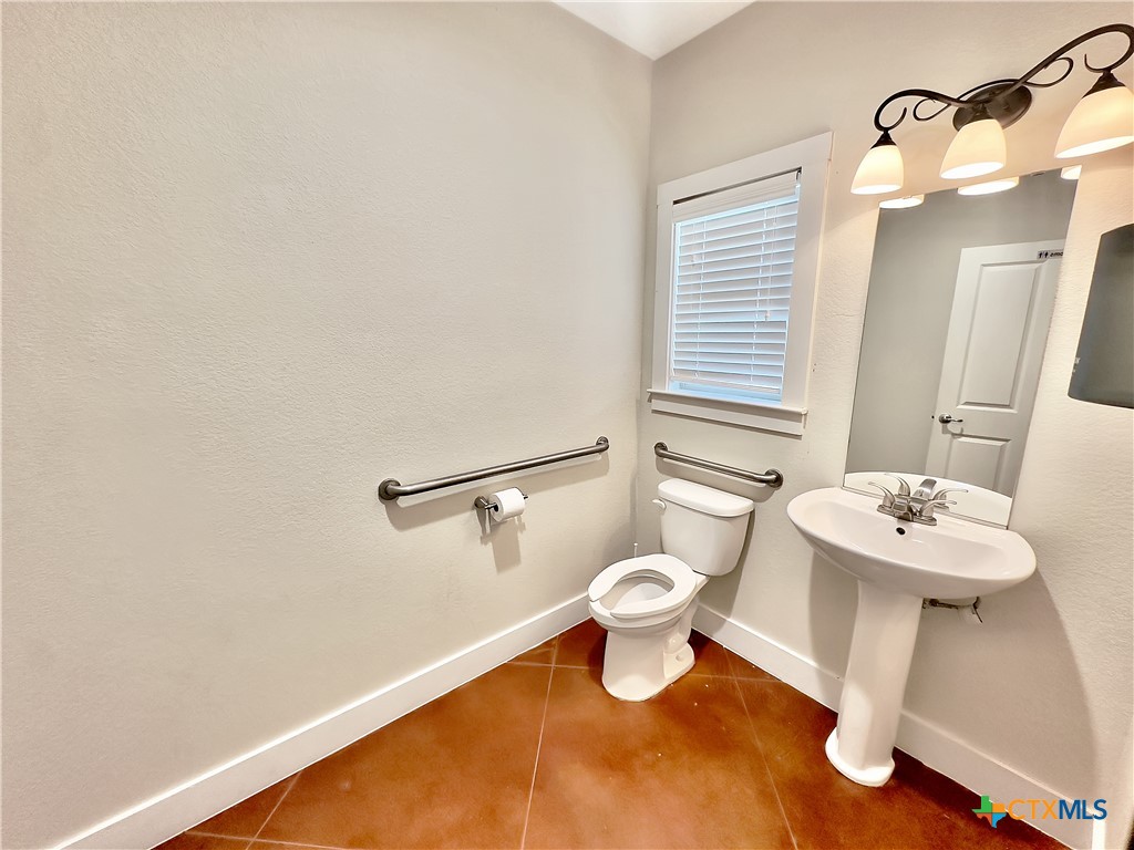 1252 Honor Lane Property Photo 12