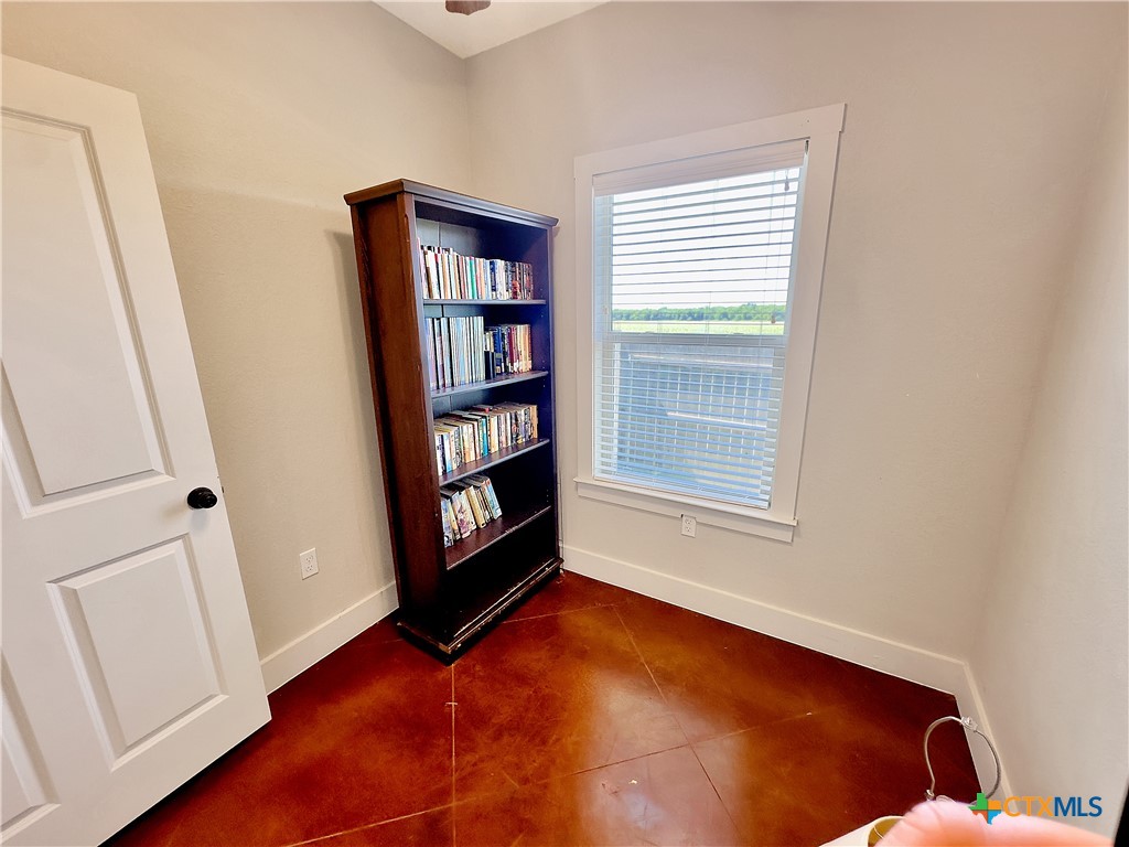 1252 Honor Lane Property Photo 16
