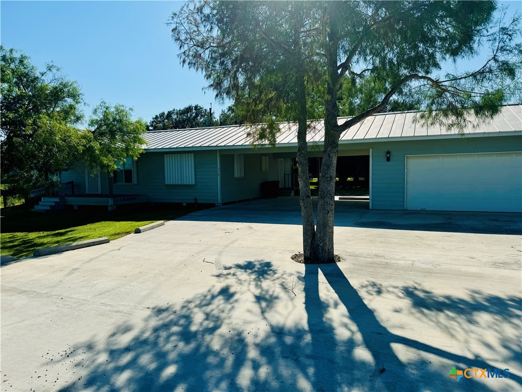 338 Calumet Drive Property Photo 1