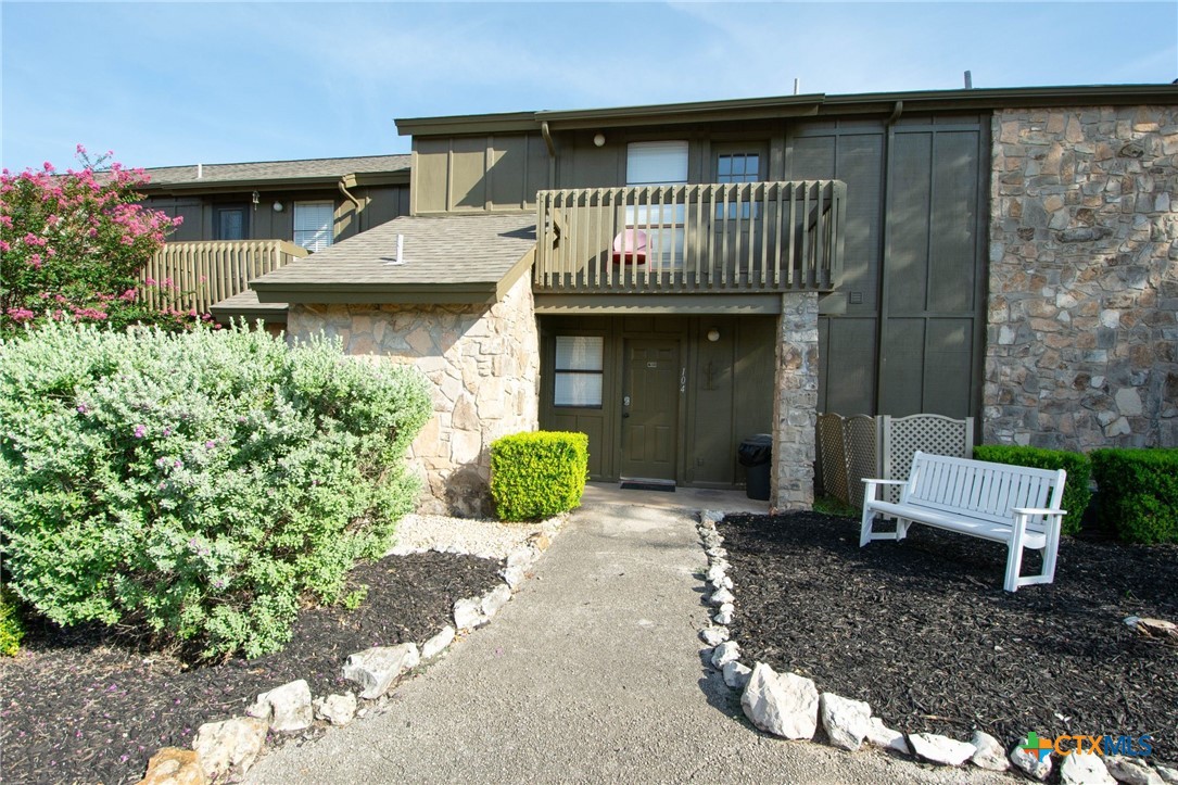 104 T Bar M Drive 104a Property Photo 2
