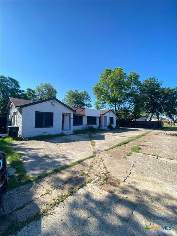 806 N 10th Street Property Photo