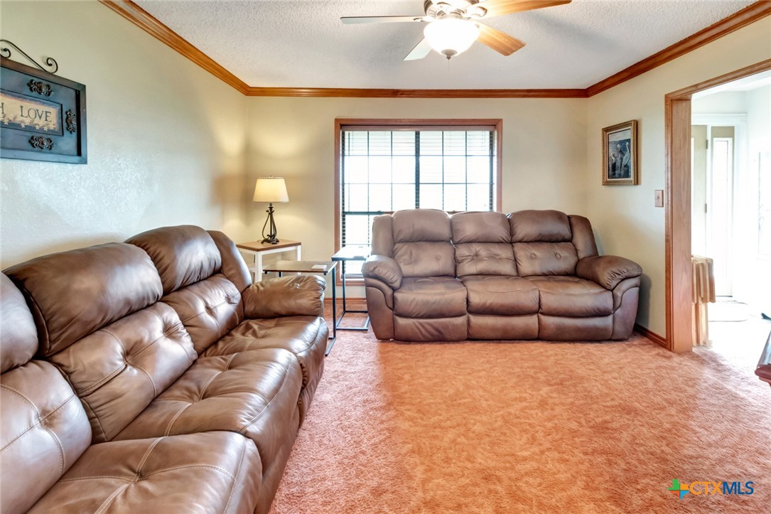 3662 N Fm 444 Property Photo 14