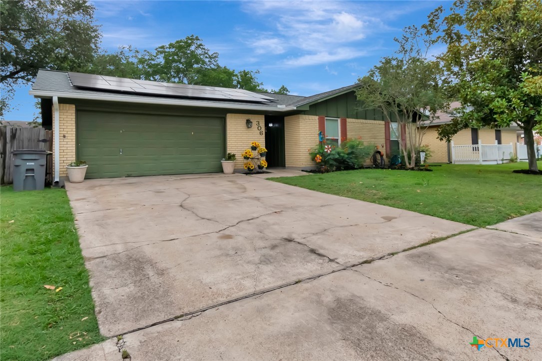 306 Monterrey Drive Property Photo 1