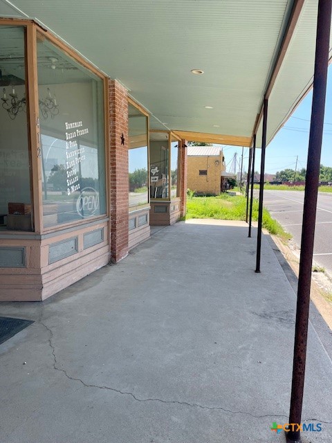 412 W Batte Street B Property Photo 12
